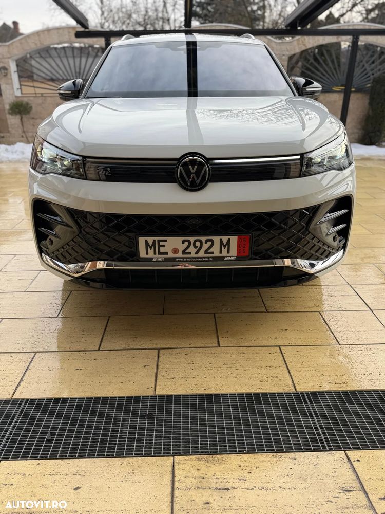 Volkswagen Tiguan 2.0 TDI SCR 4Motion DSG R-Line - 32