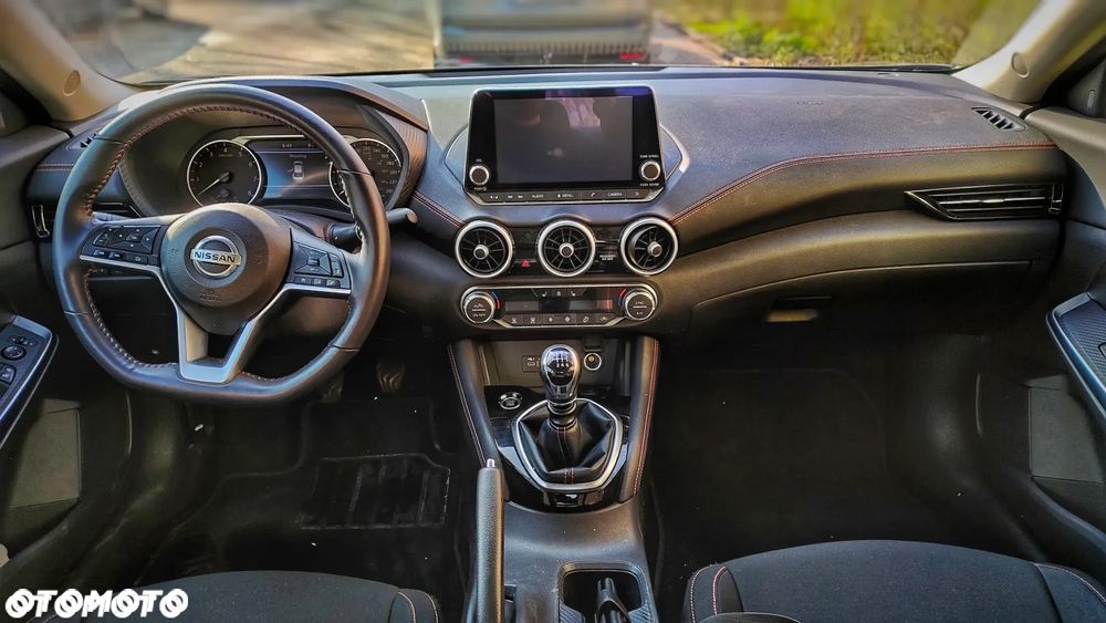 Nissan Sentra - 19