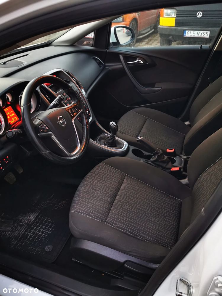 Opel Astra 1.6 CDTI Enjoy - 3