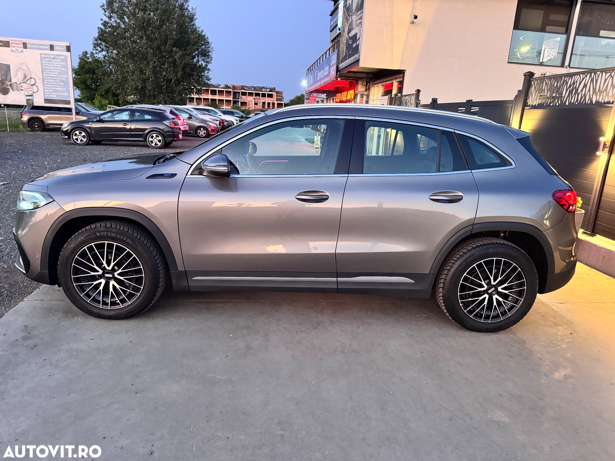 Mercedes-Benz EQA 250 AMG Line - 3