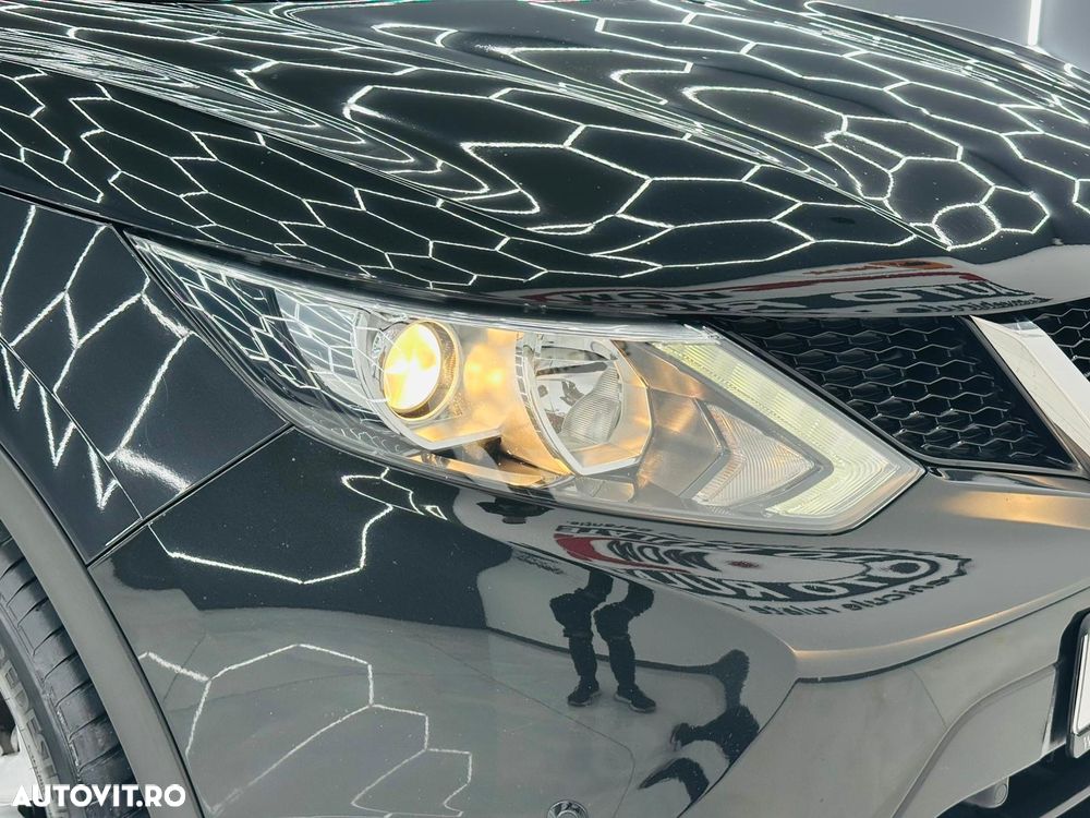 Nissan Qashqai 1.2 DIG-T Start/Stop X-TRONIC N-Connecta - 10