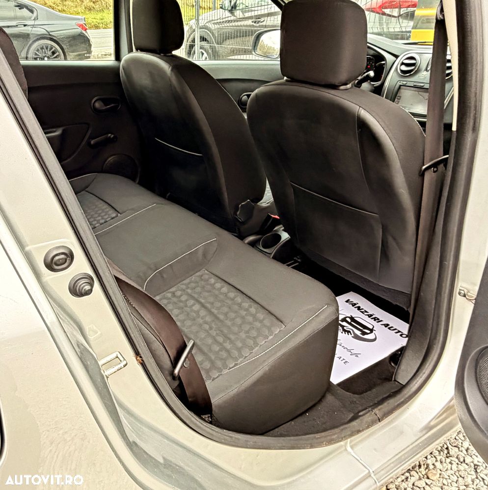 Dacia Sandero TCe 90 S&S Celebration - 14