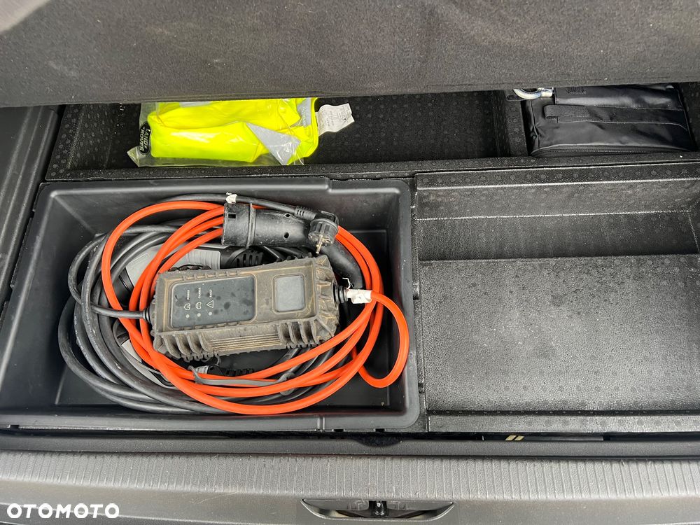 Opel Grandland X Plug-in-Hybrid4 1.6 DI Start/Stop Business Edition - 32