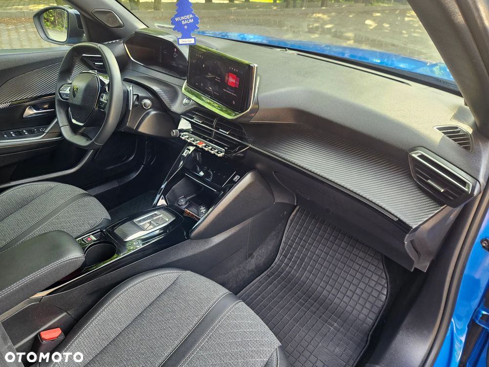 Peugeot 2008 PureTech 130 EAT8 Allure - 8