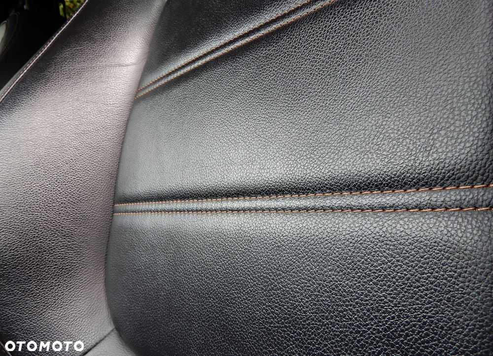 Jaguar F-Pace 2.0 i4D AWD Pure - 16