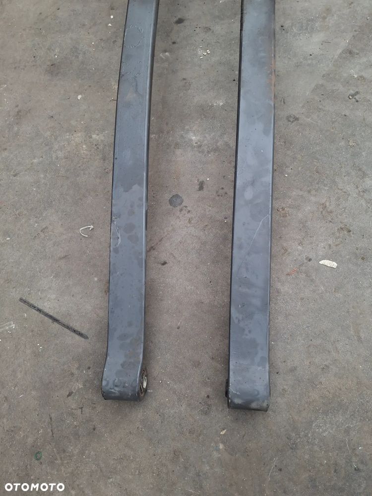 RESOR PRZÓD 17,5 8 SZPILEK DAF LF 220 EURO 6 - 2