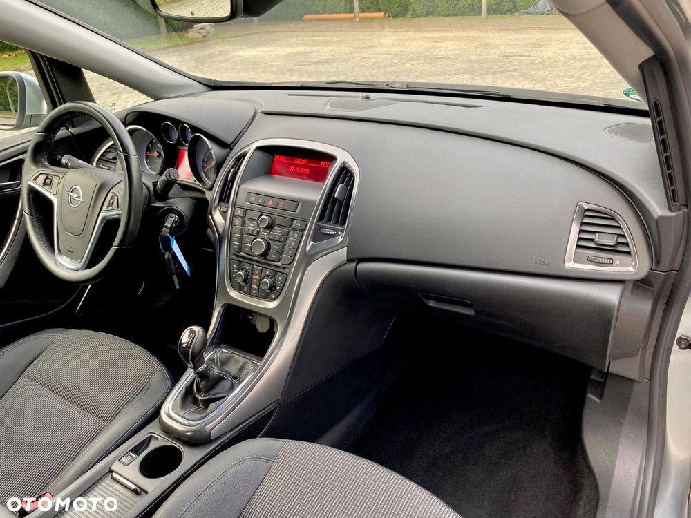 Opel Astra - 31