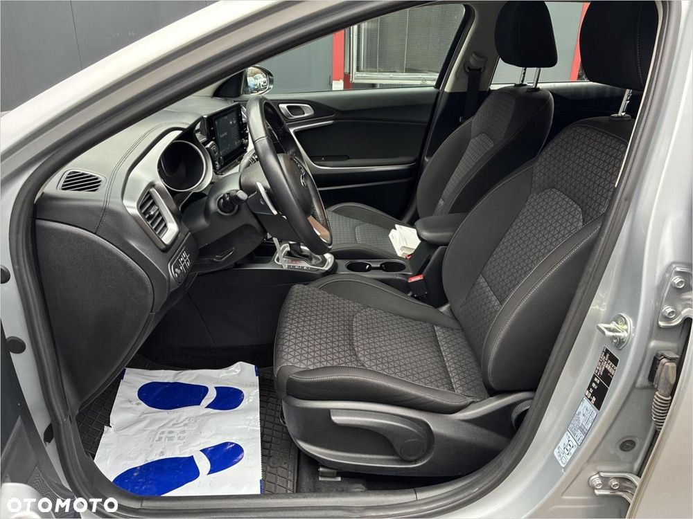 Kia Ceed 1.5 T-GDI M DCT - 17