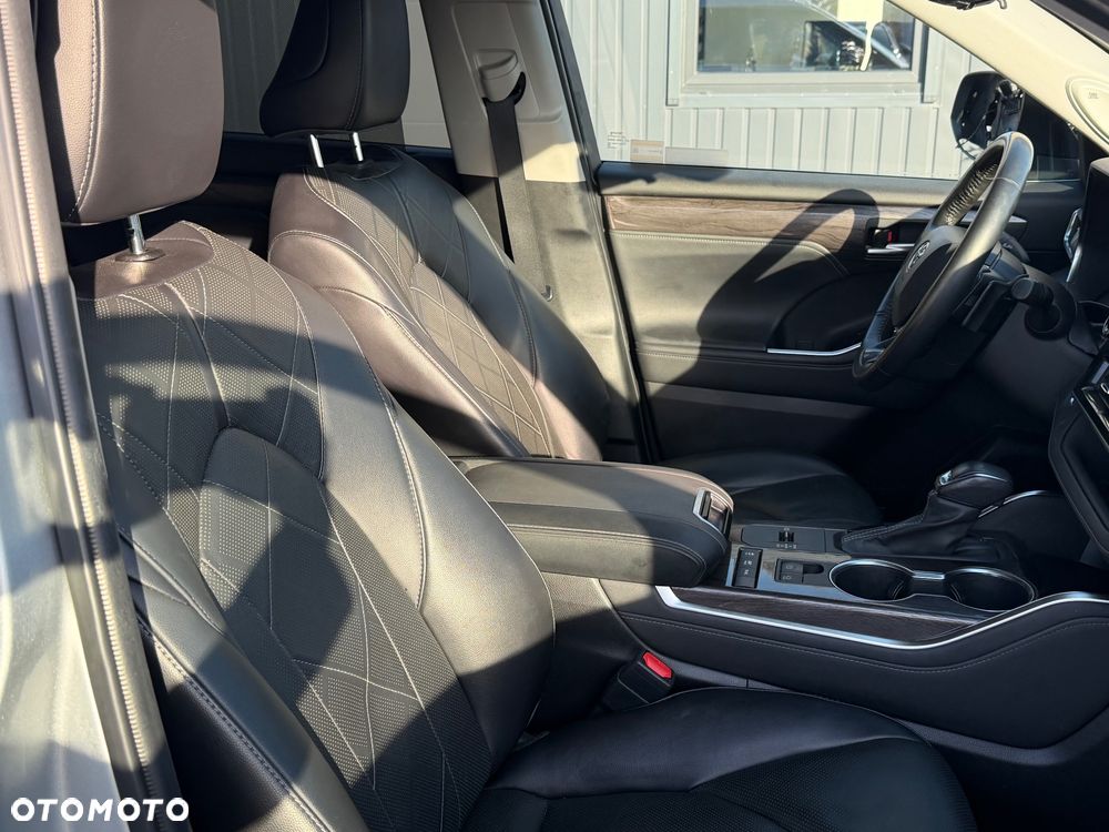 Toyota Highlander 2.5 Hybrid Prestige - 22