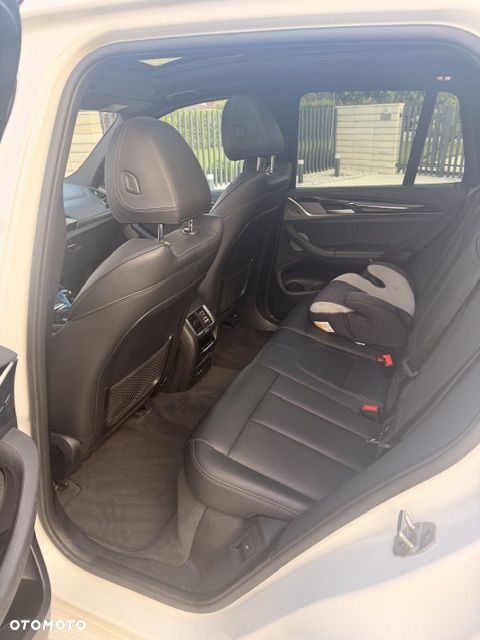 BMW iX3 Impressive - 9