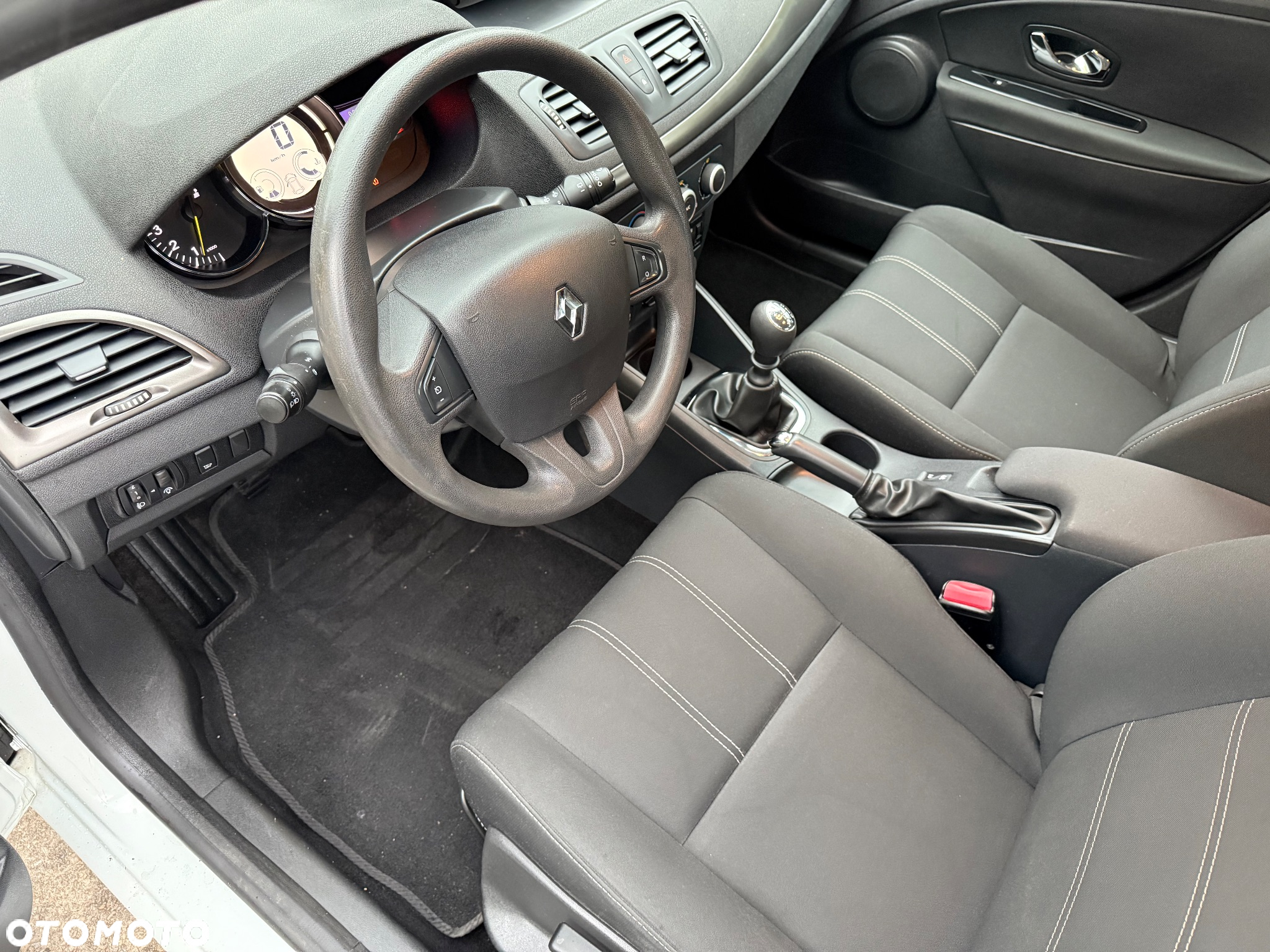 Renault Megane 1.6 16V 110 Dynamique - 19