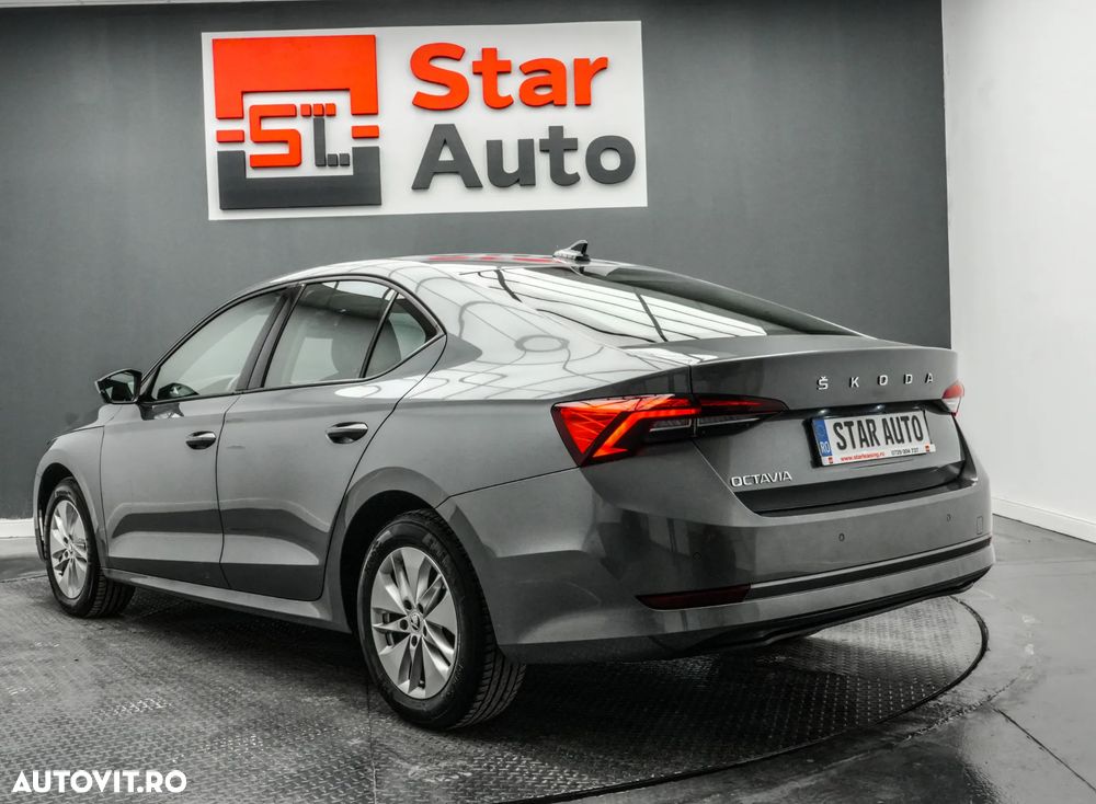 Skoda Octavia 2.0 TDI DSG Style - 4