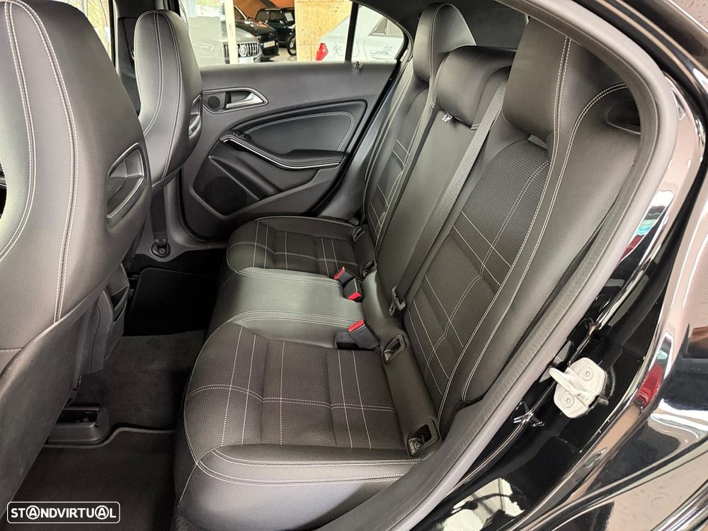 Mercedes-Benz A 180 d Urban - 17