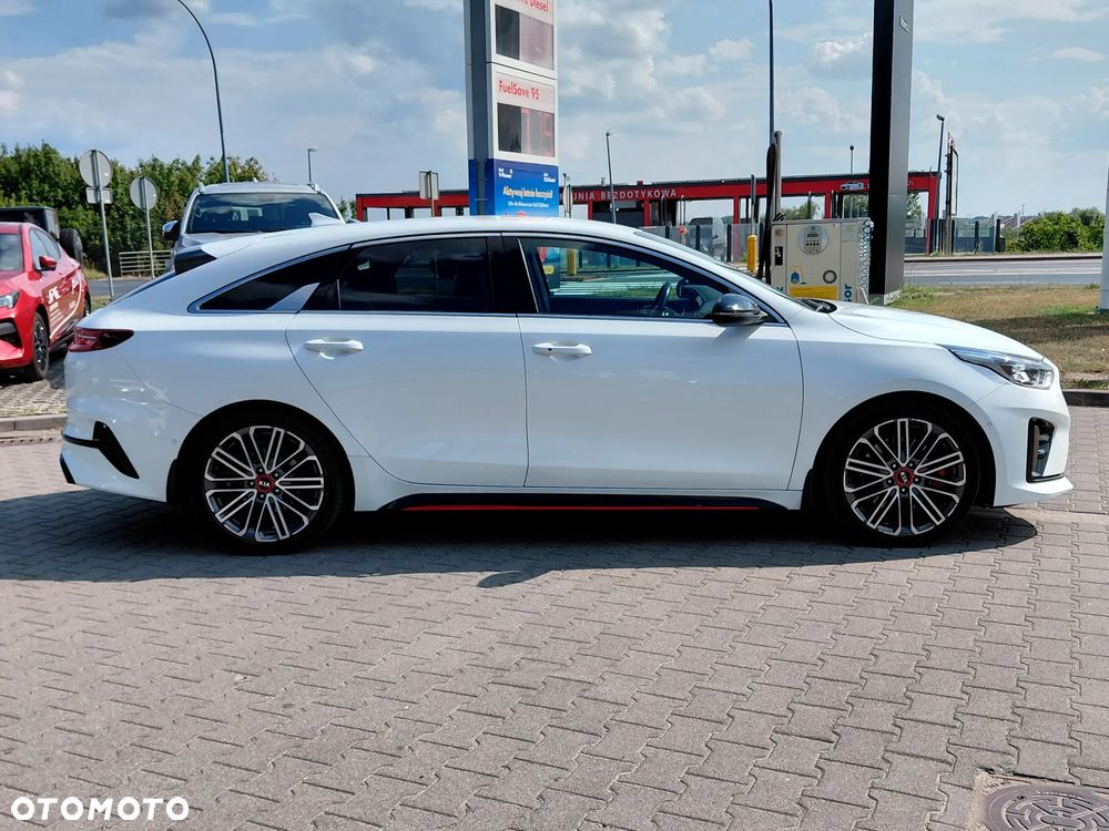 Kia ProCeed - 6