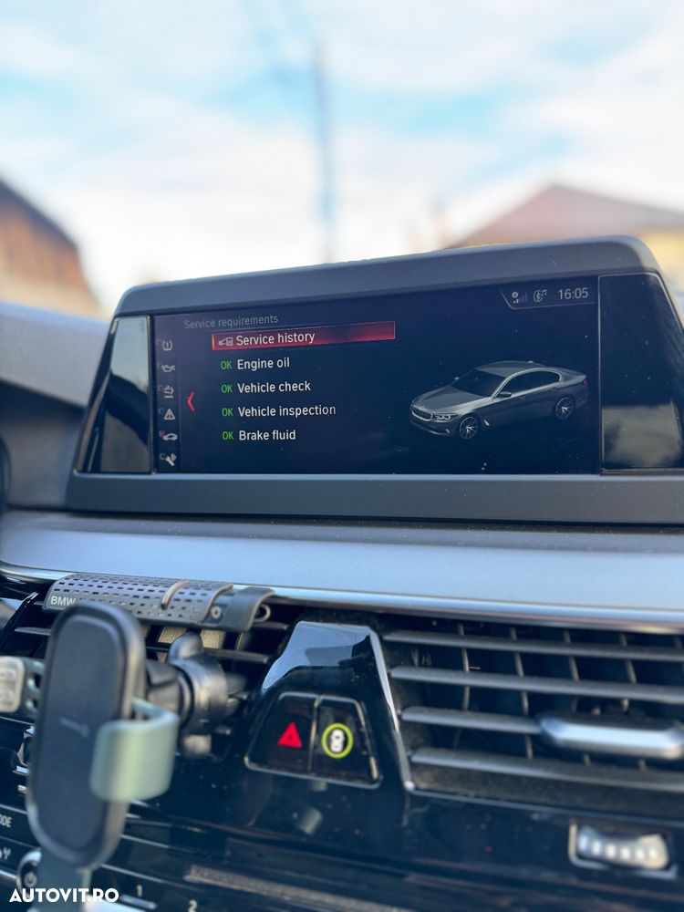 BMW Seria 5 520d AT - 11