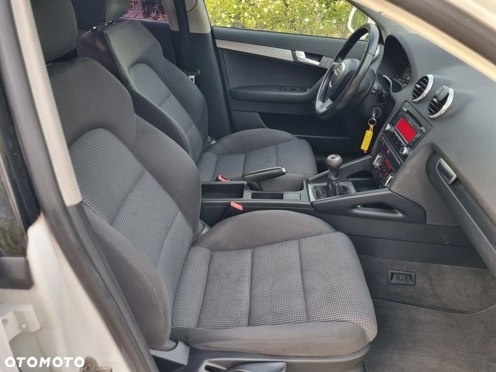 Audi A3 Sportback 1.4 TFSI Ambition - 13