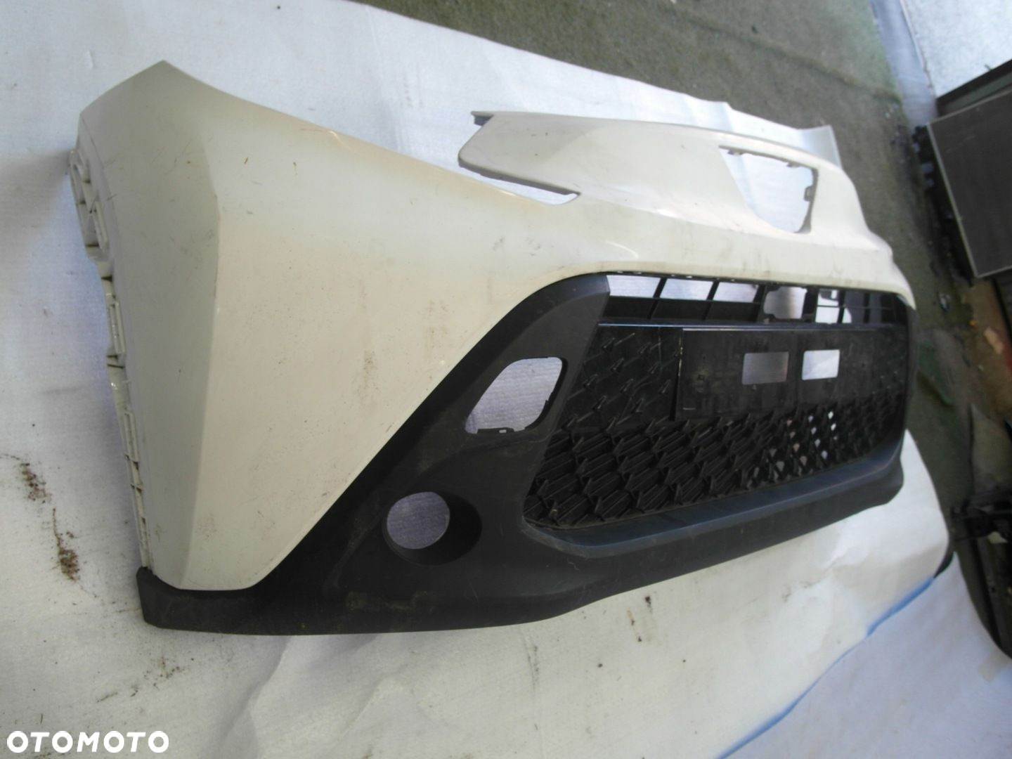 TOYOTA AYGO X CROSS ZDERZAK PRZEDNI PRZÓD NR70 - 2