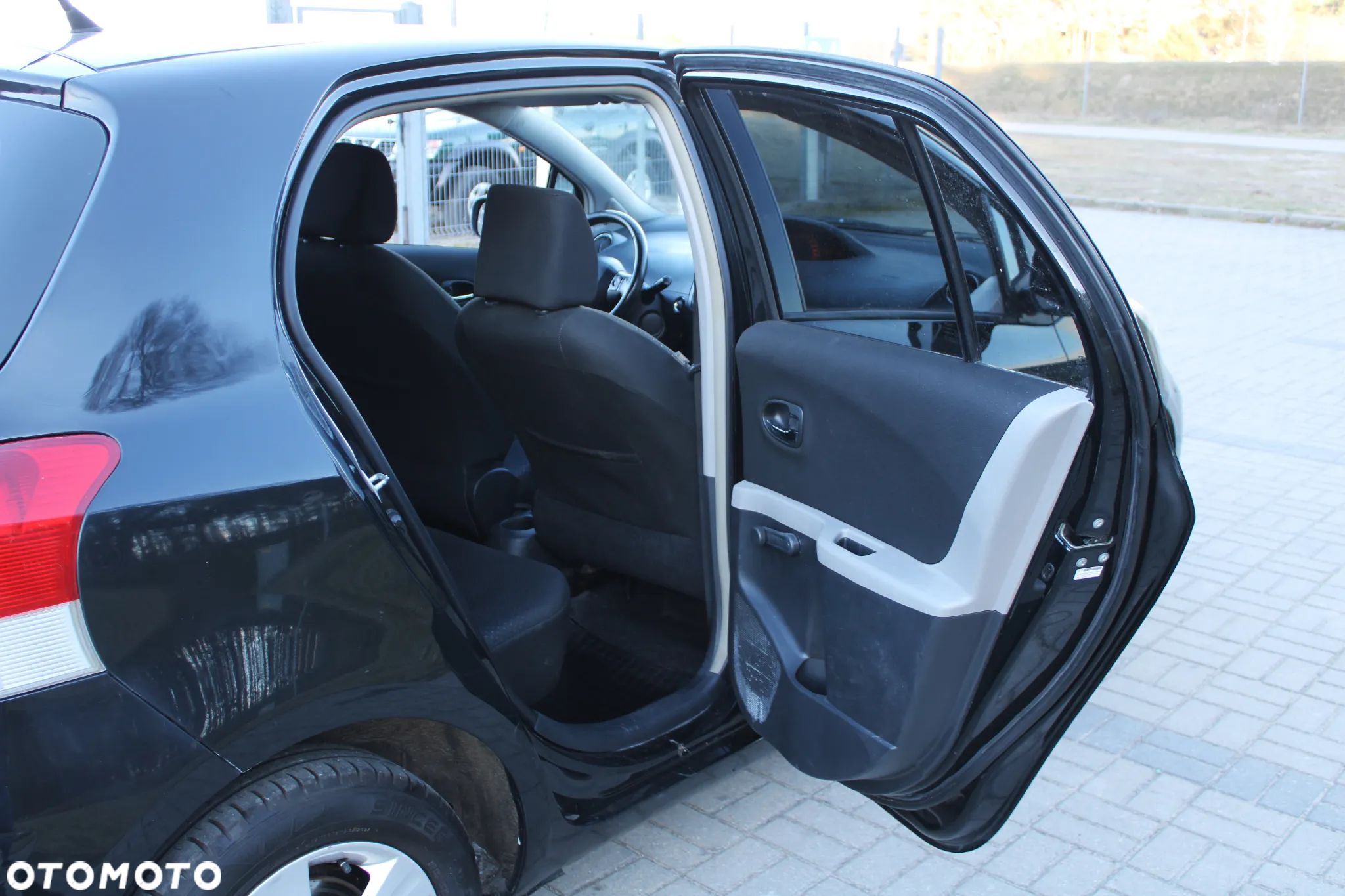 Toyota Yaris - 28
