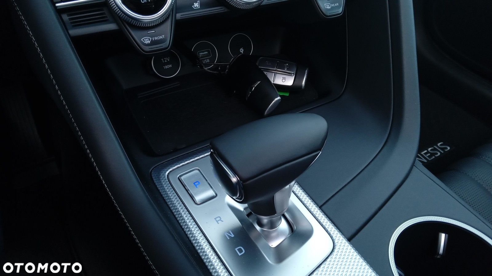 Genesis G70 - 19
