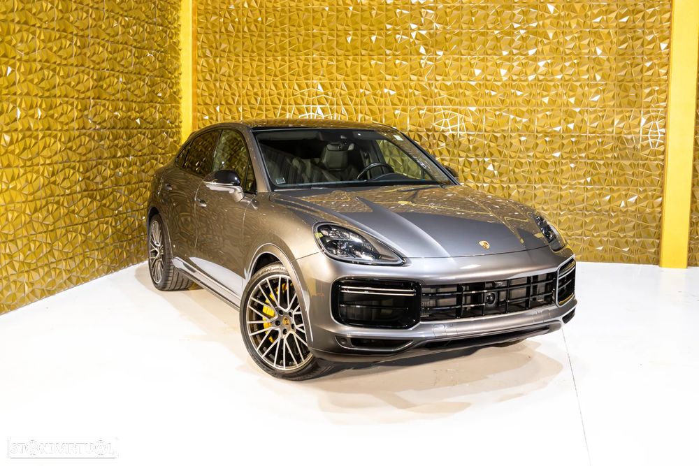Porsche Cayenne Coupé Turbo S E-Hybrid - 1