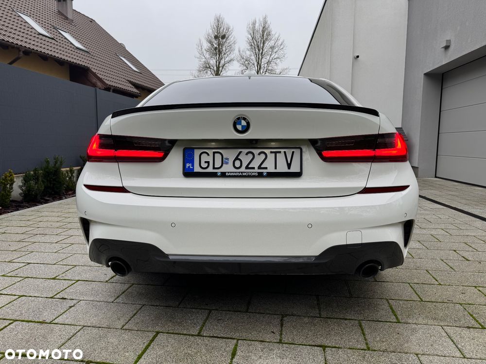 BMW Seria 3 320d M Sport Shadow - 7