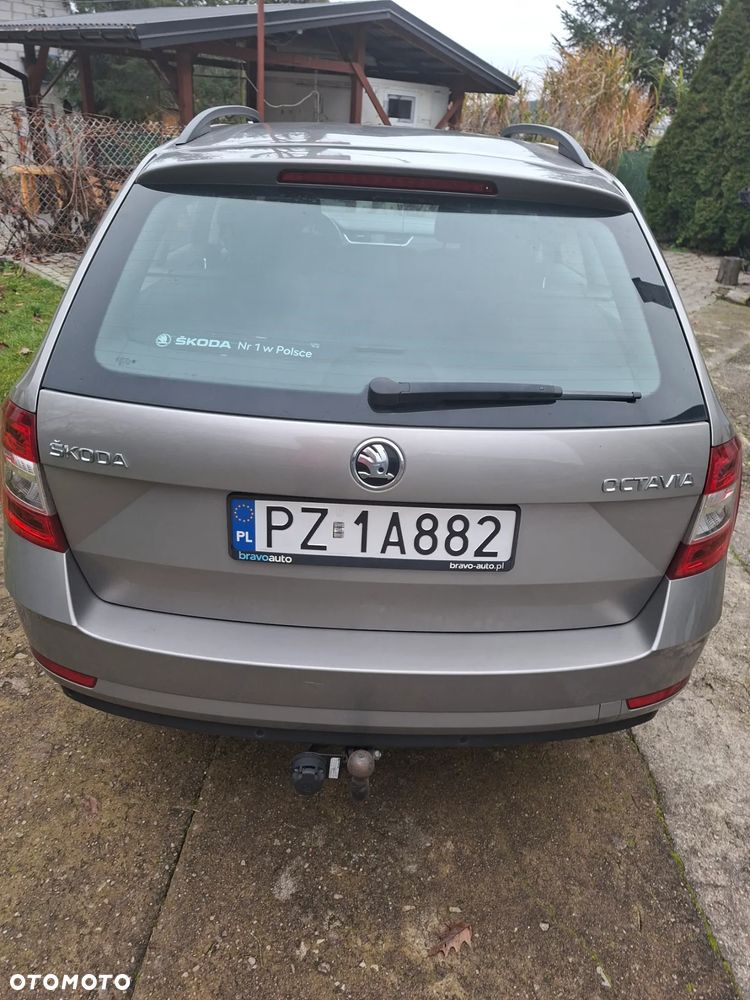 Skoda Octavia 2.0 TDI Ambition DSG - 4