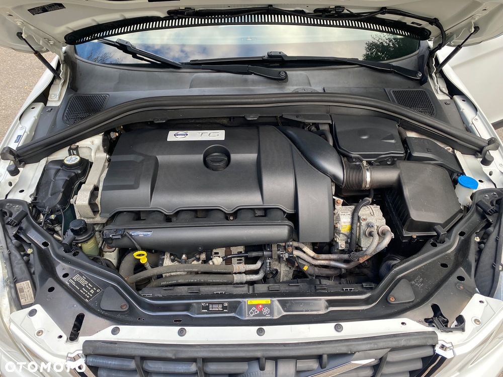 Volvo XC 60 T6 AWD Edition Pro - 5