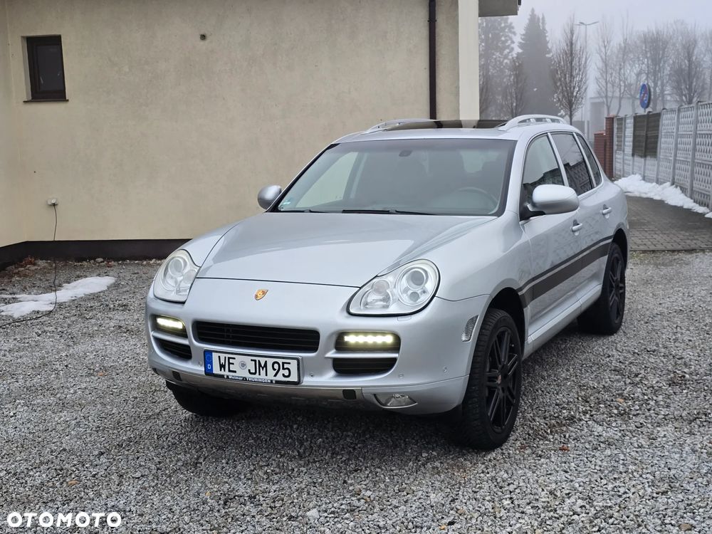 Porsche Cayenne - 3