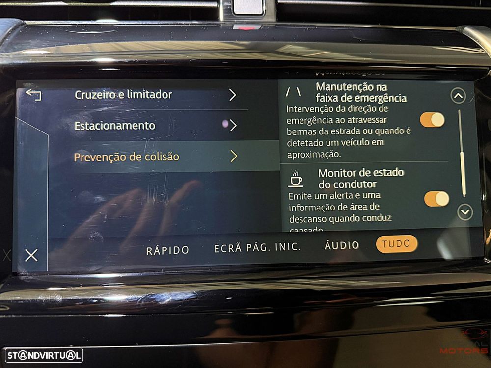 Land Rover Discovery Sport P300e R-Dynamic S - 39