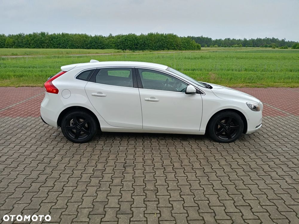 Volvo V40 D2 Drive-E Momentum - 7