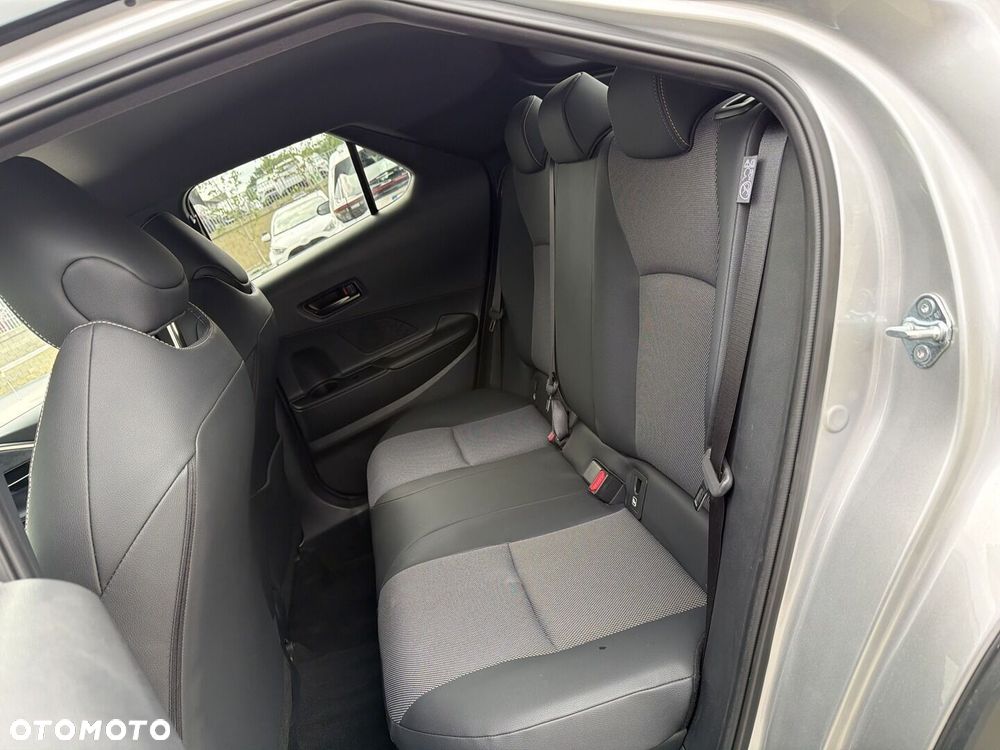 Toyota C-HR 1.8 Hybrid Executive - 11