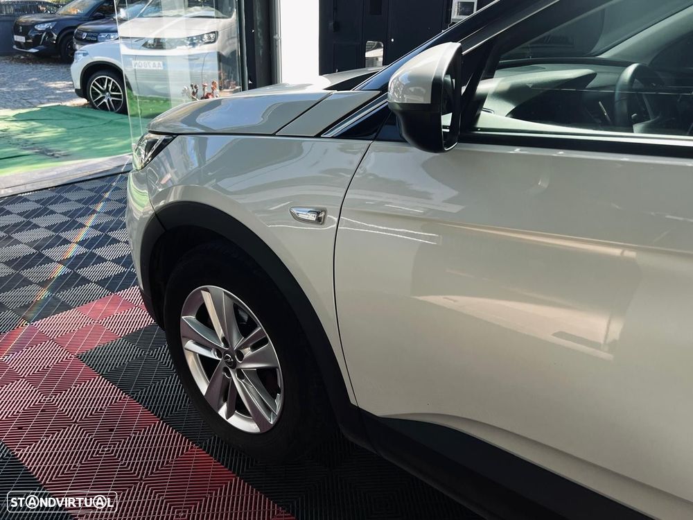 Opel Grandland X 1.2 T Business Edition - 8
