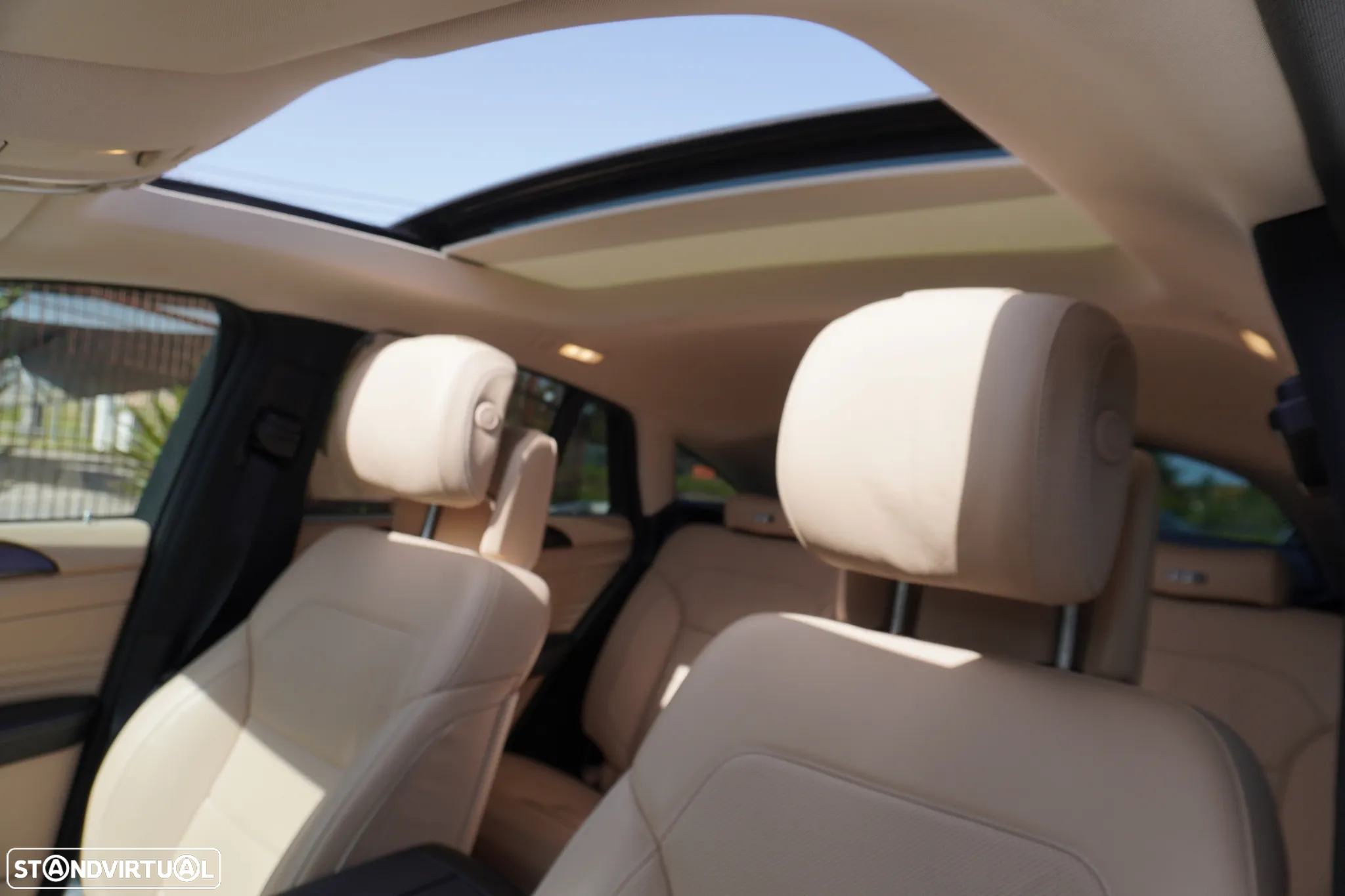 Mercedes-Benz GLE 350 d 4Matic 9G-TRONIC AMG Line - 38