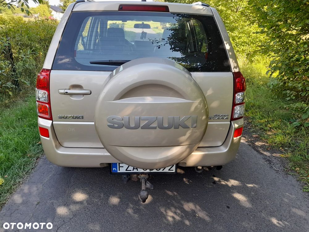 Suzuki Grand Vitara 2.0 - 4