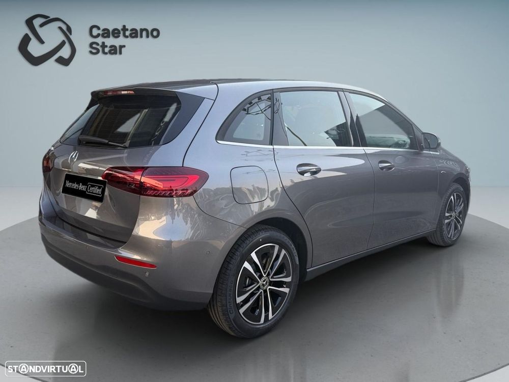 Mercedes-Benz B 250 e - 8