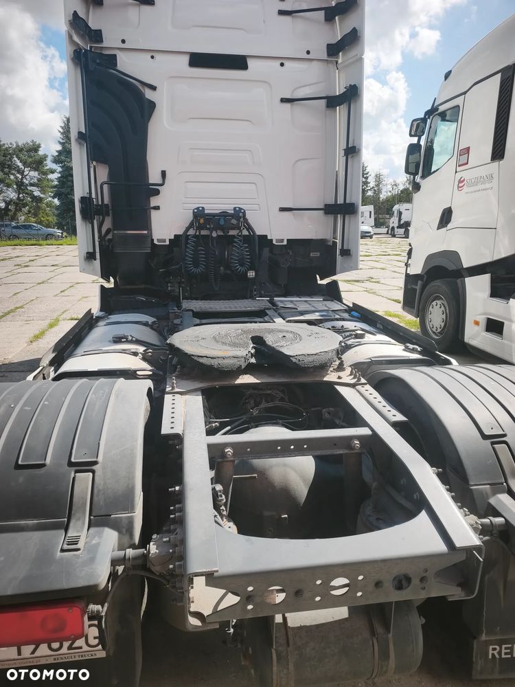 Renault Gama T 480 - 11