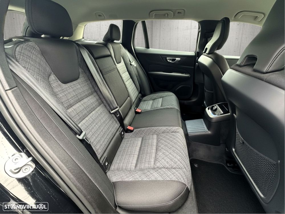 Volvo XC 60 T6 AWD Core - 9