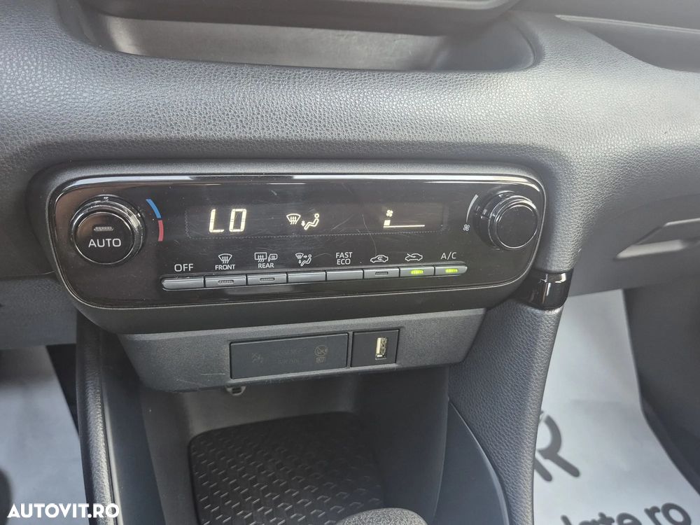Toyota Yaris - 21