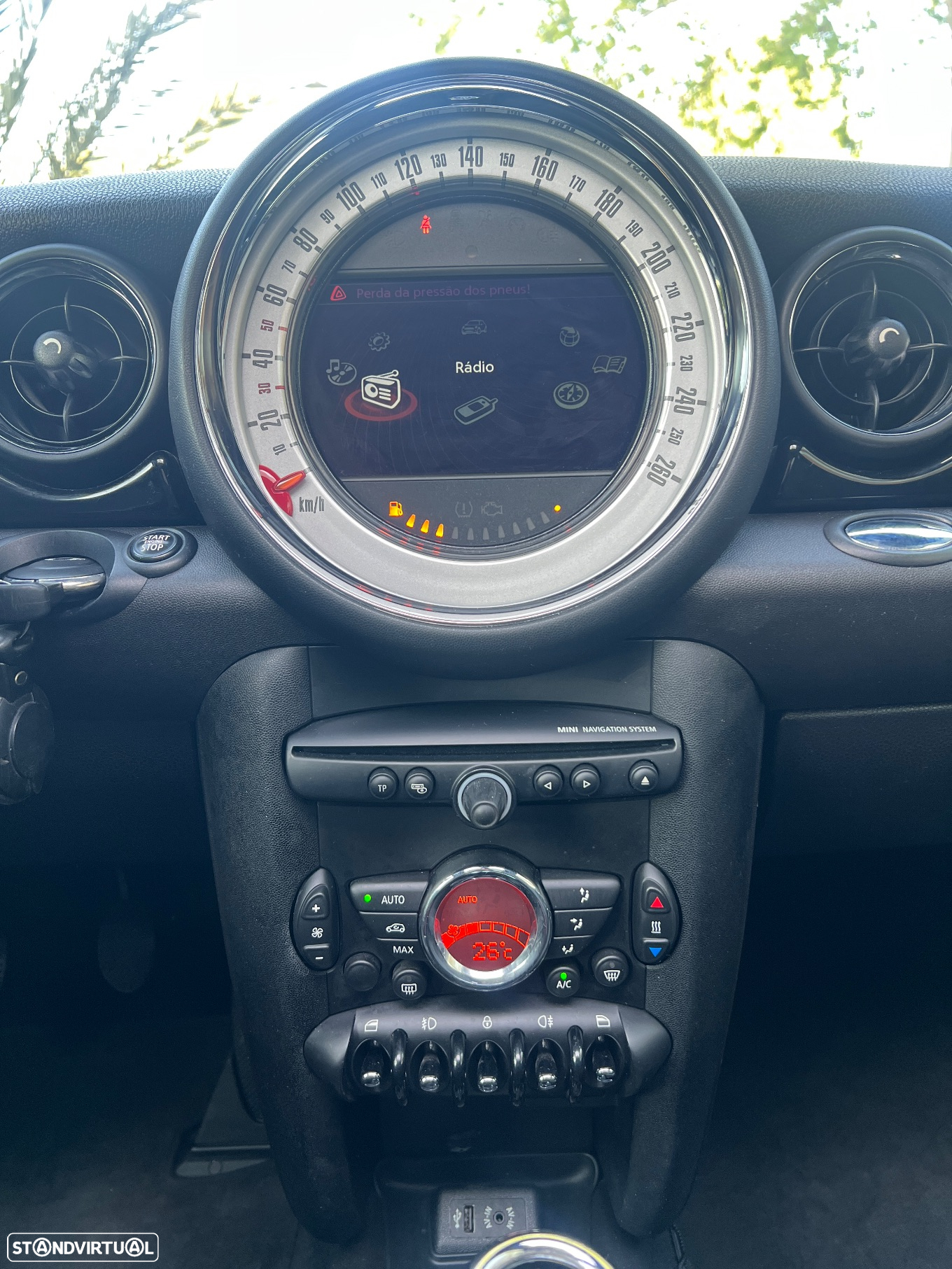 MINI 3 Portas Cooper D - 29