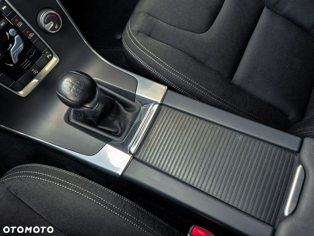 Volvo S60 D3 Momentum - 20