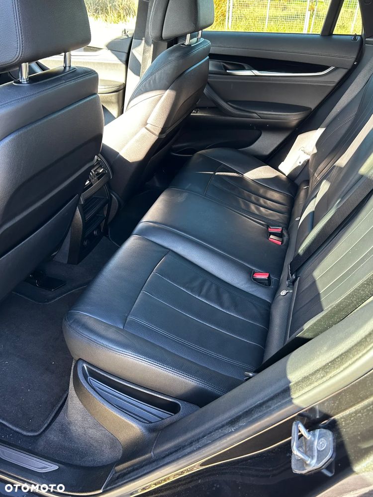 BMW X6 xDrive40d - 9