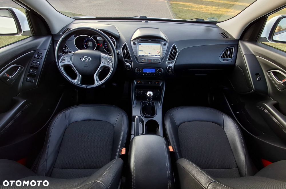 Hyundai ix35 2.0 CRDi 4WD Premium - 24