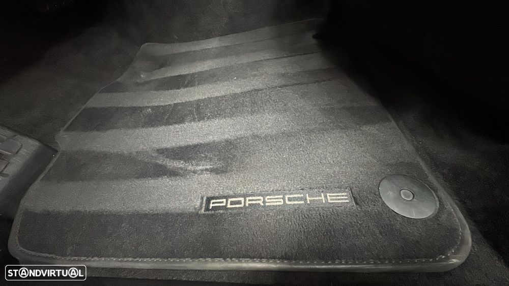 Porsche Macan Standard - 12