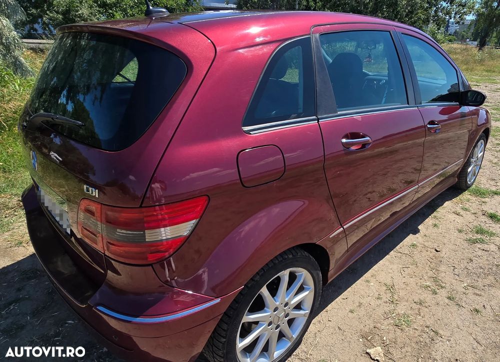 Mercedes-Benz B 200 CDI - 4