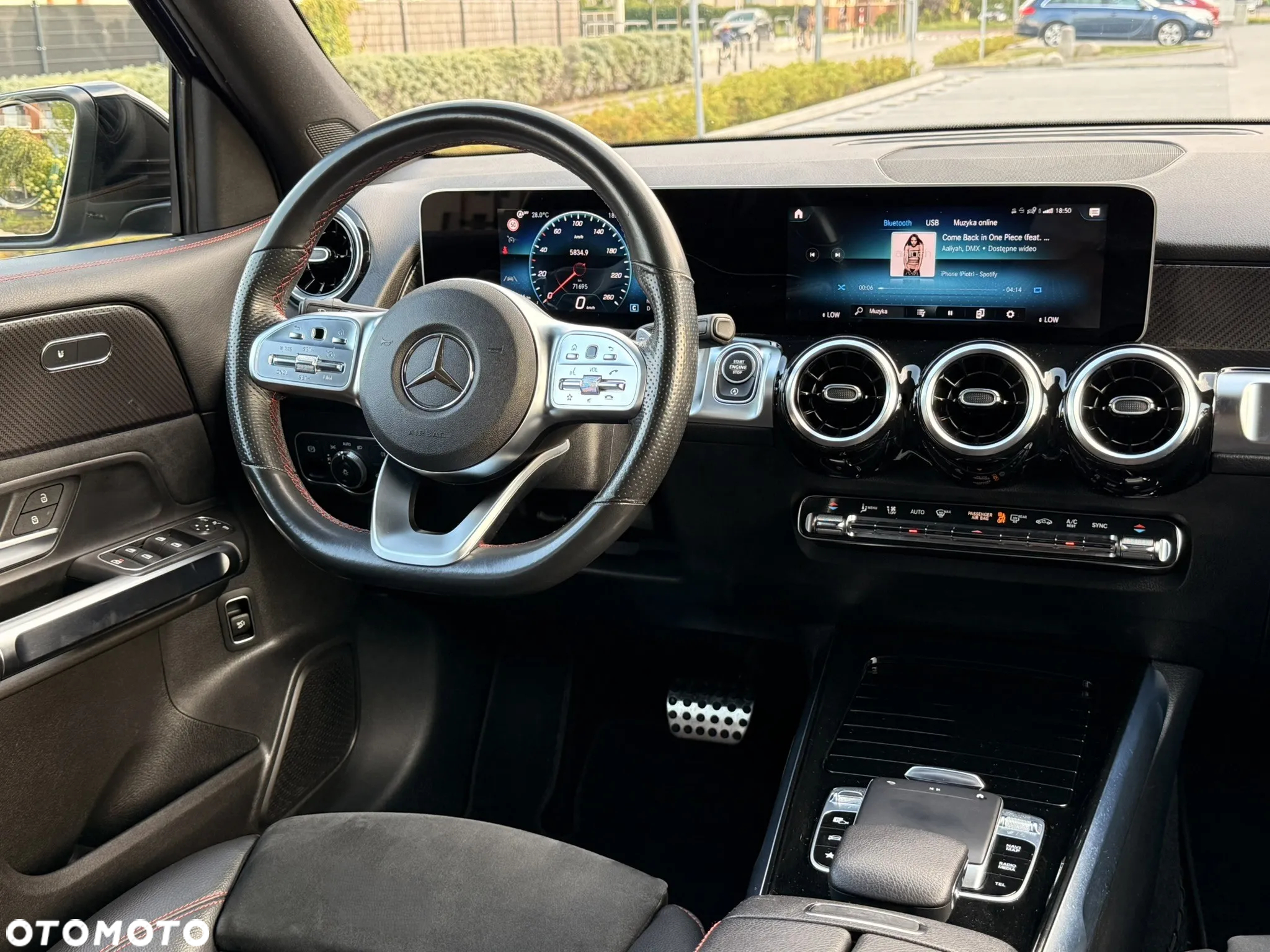 Mercedes-Benz GLB 200 d 4-Matic AMG Line 8G-DCT - 23