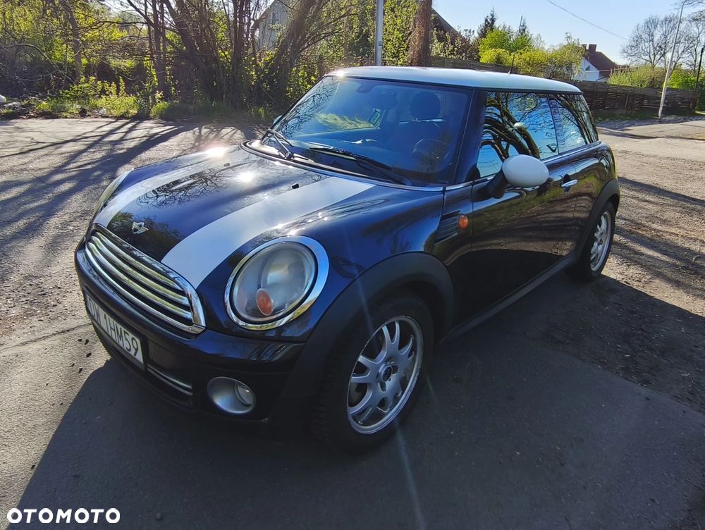 MINI Cooper Standard - 2
