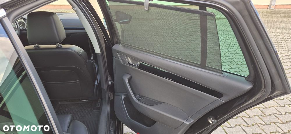 Skoda Superb 2.0 TDI 4x4 L&K DSG - 13