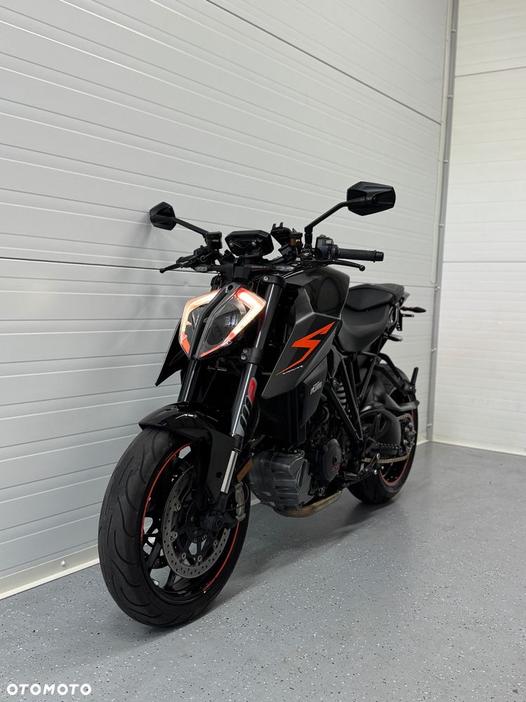 KTM Super Duke - 25