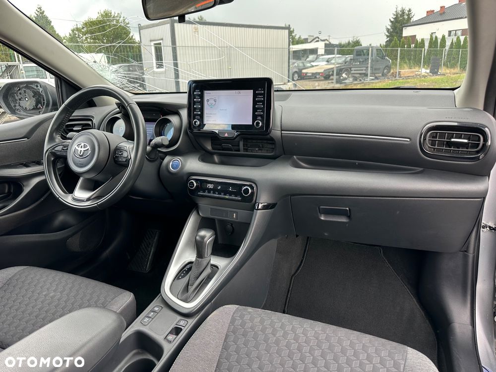 Toyota Yaris - 23