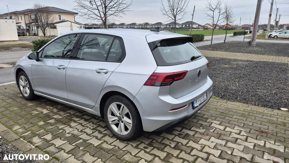 Volkswagen Golf 1.0 eTSI DSG MHEV Life - 4